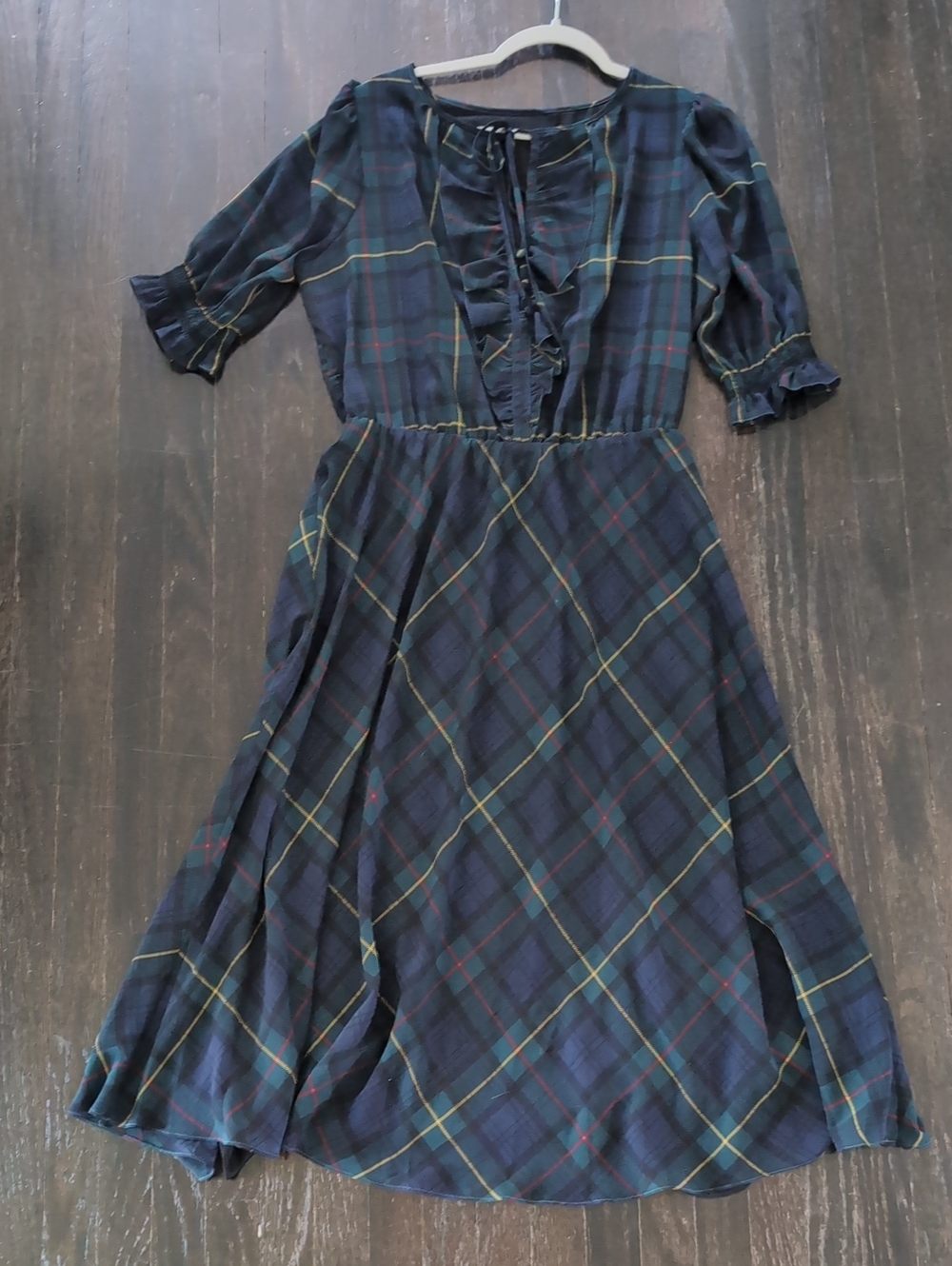 Lauren Ralph Lauren Navy and Green Plaid Georget Ruffle Midi Dress - Size 8